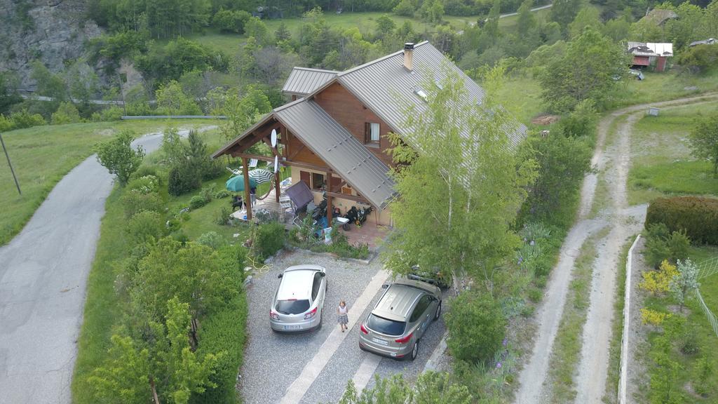 B&B La Borella Casa Conti Vallouise Bagian luar foto